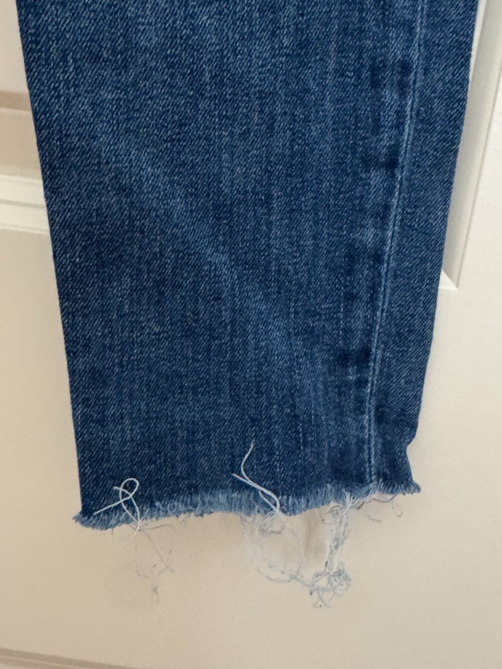 Joe's Jeans Flawless Icon Skinny Ankle Distressed Denim 24 - Picture 8 of 9